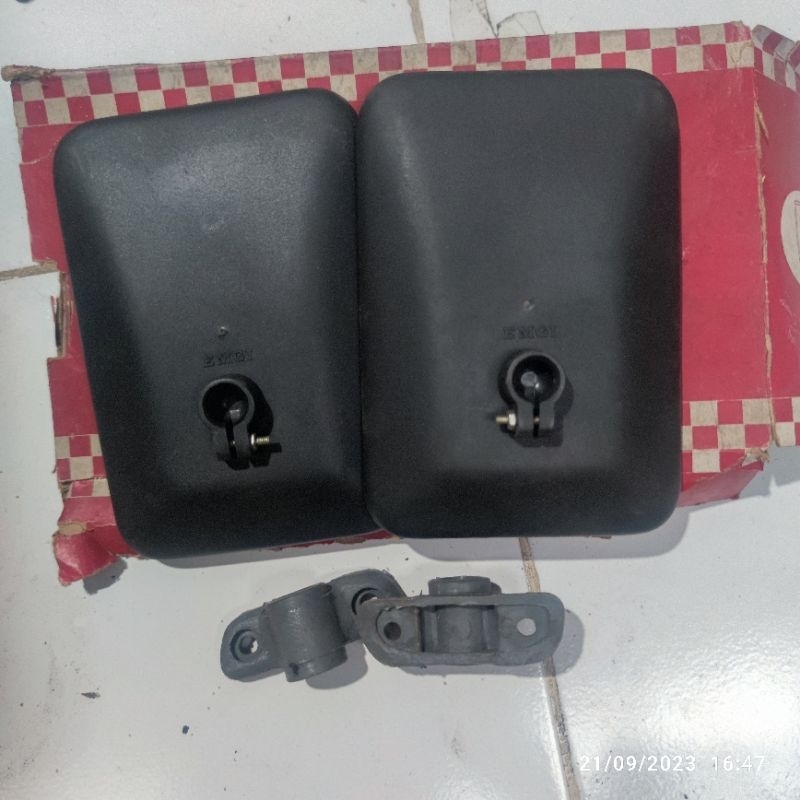 Jual daun spion jimny lj80 lj50 sj410 kaca spion jimny lj80 lj50 sj410