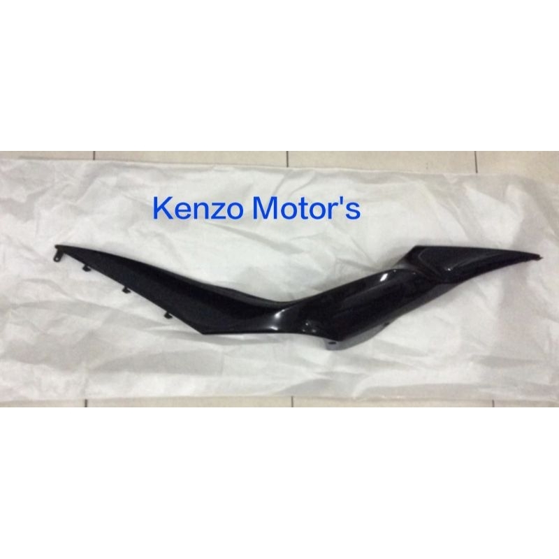 Jual Tutup Body Kiri Cover Frame Upper Lh Hitam Gloss K Yvu Gsx R S Shopee