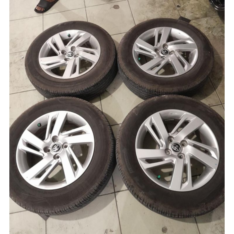 Jual Velg Mobil Copotan Toyota Raize Ring 16 Pcd 5x114 + Ban 205 65 16 ...