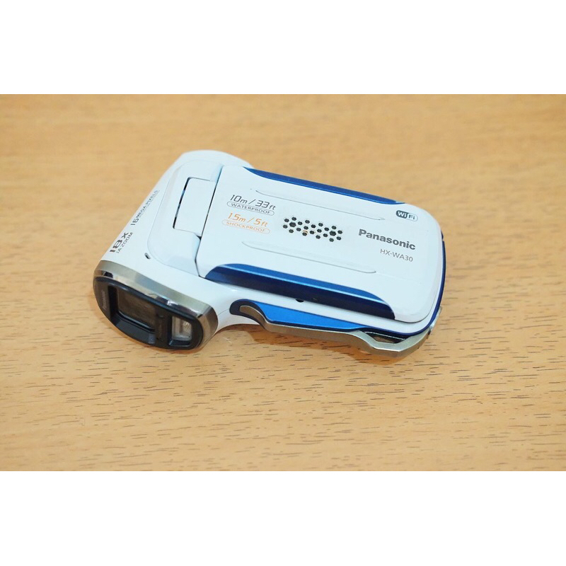 Panasonic HX-WA30（Panasonic HX-WA30 Handheld Camcorder 16.4