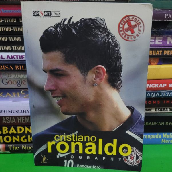 Jual BUKU BIOGRAFI - CRISTIANO RONALDO | Shopee Indonesia