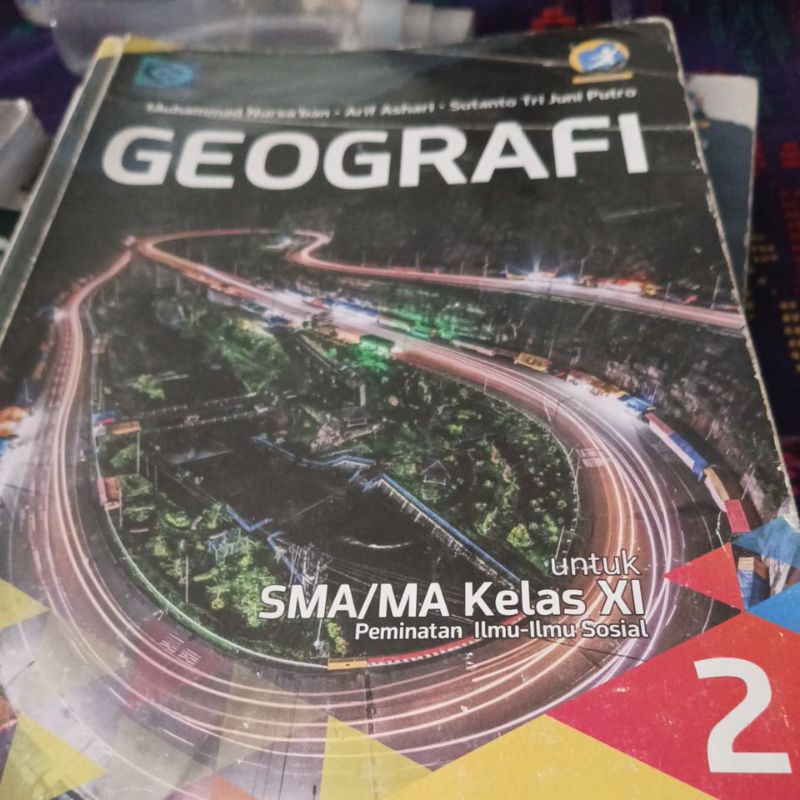 Jual Buku Geografi 2 SMA Revisi | Shopee Indonesia