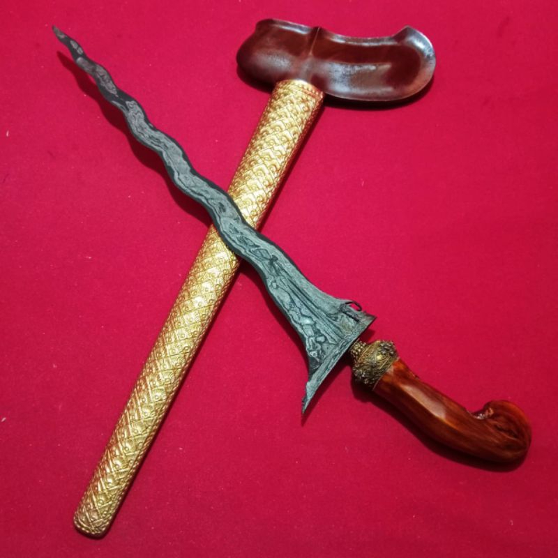 Jual Keris Ageman Sengkelat Luk 13 Pamor Wos Wutah Tangguh Madiun