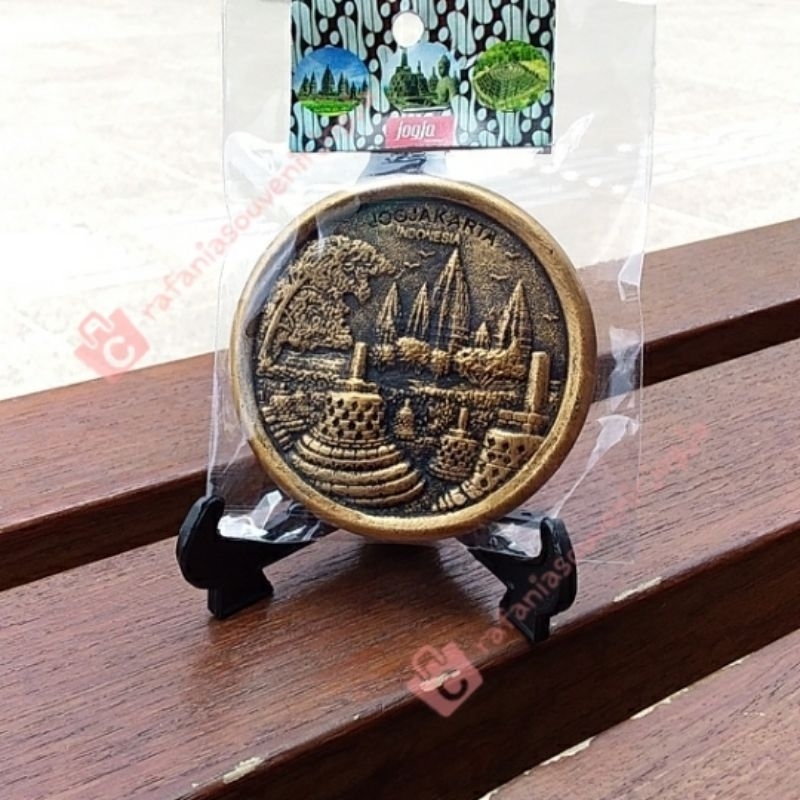 Jual Jogja / Tempelan Kulkas Klasik Bulat Prambanan Borobudur