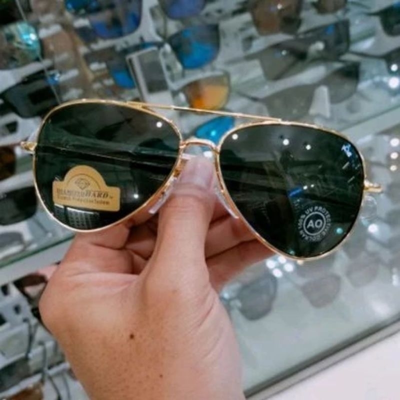 Jual kacamata para pria ganteng dan gagah berani menjaga mata dari debu