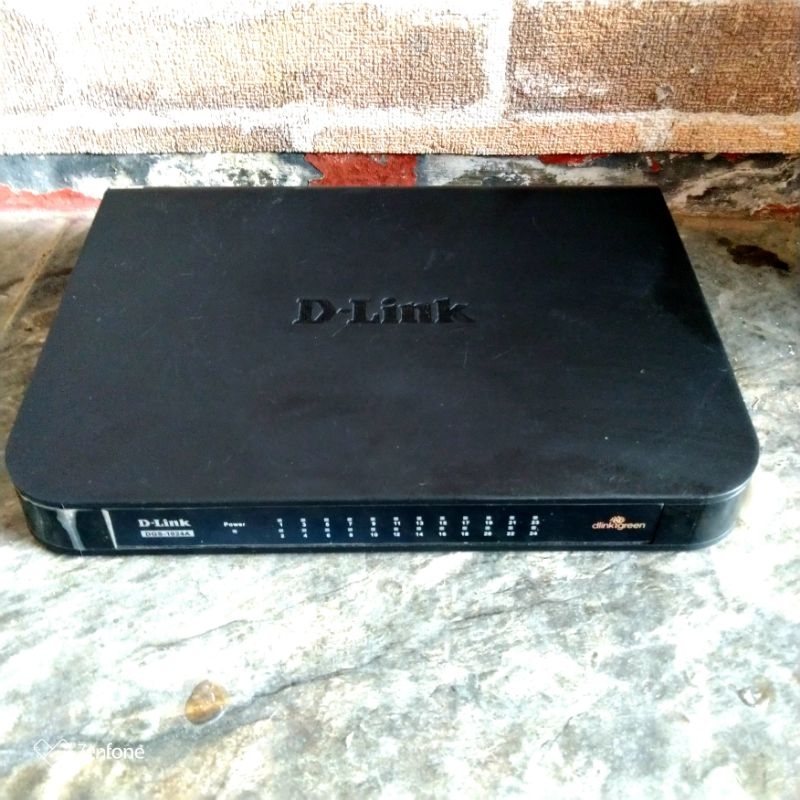 Jual Switch Hub Dlink Port Dgs C Gigabit Preloved Shopee