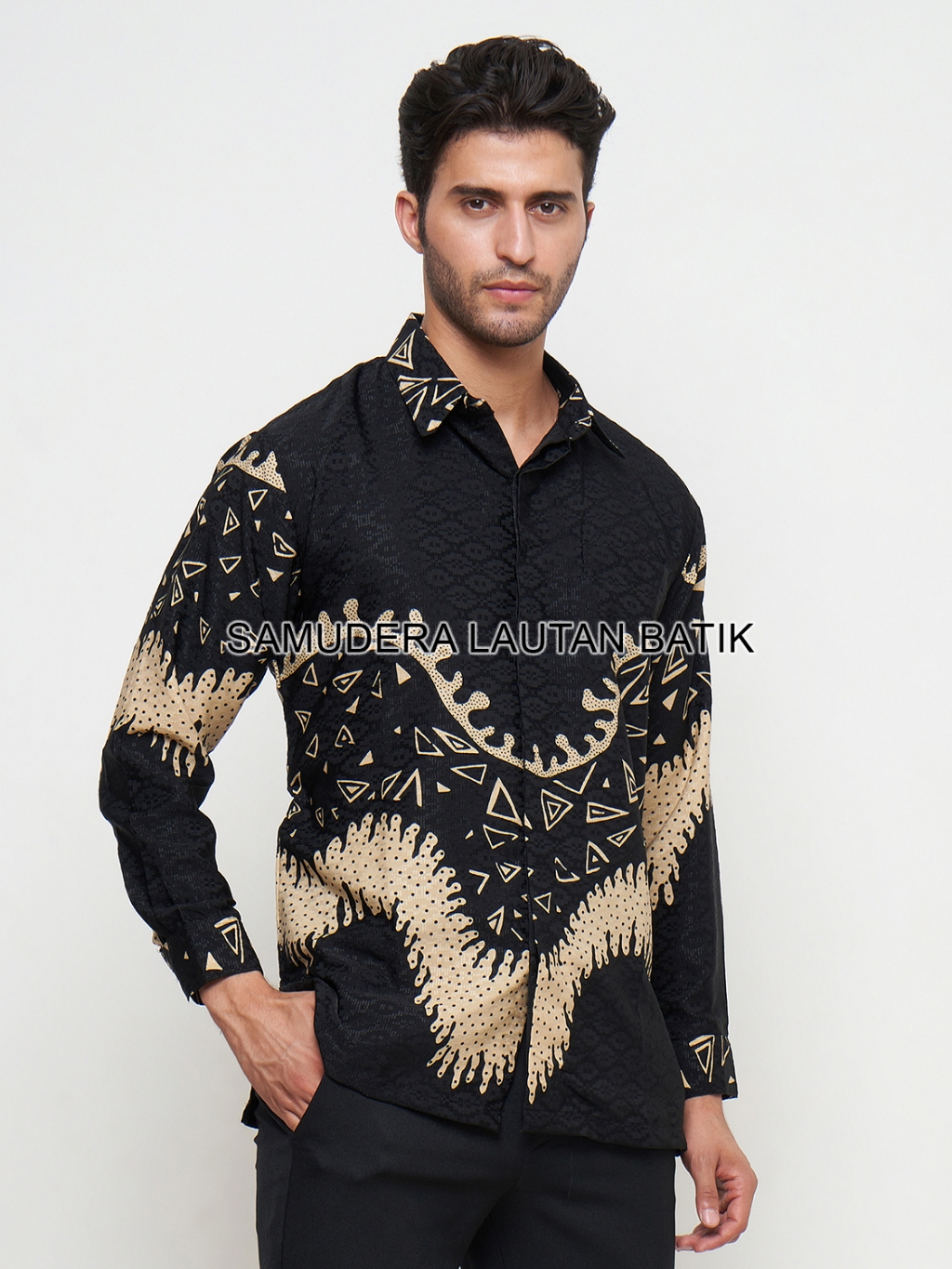 Jual Kemeja Batik Pria Dobby Warna Hitam Cream,Batik Pria Warna Hitam ...
