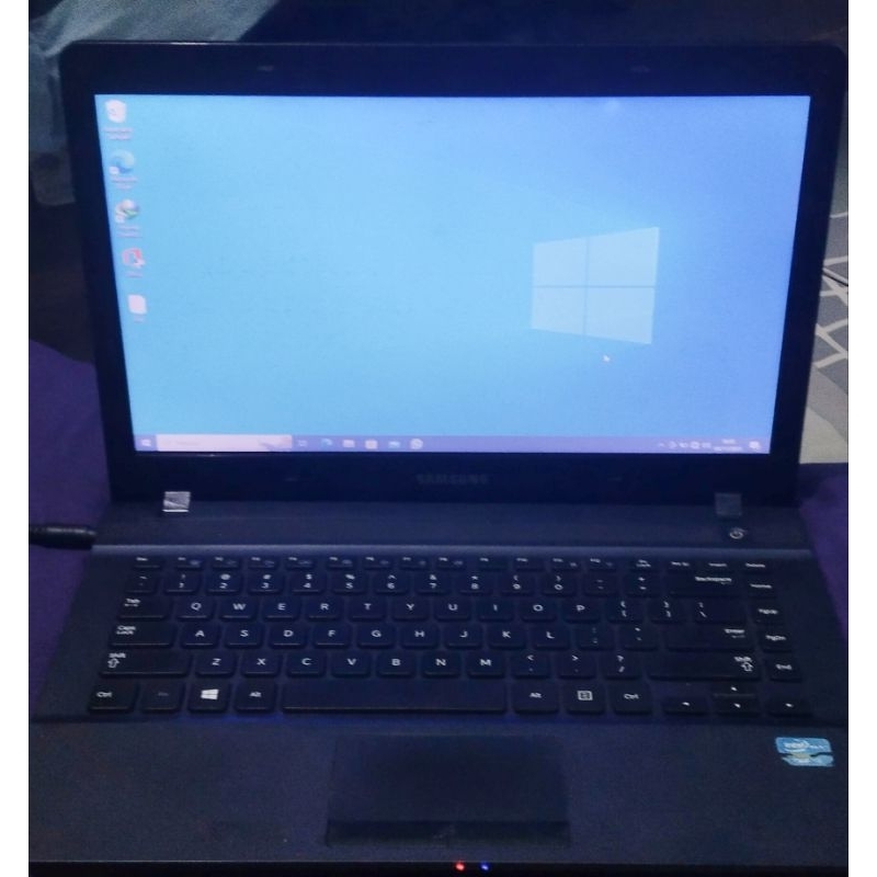 Jual laptop samsung second | Shopee Indonesia