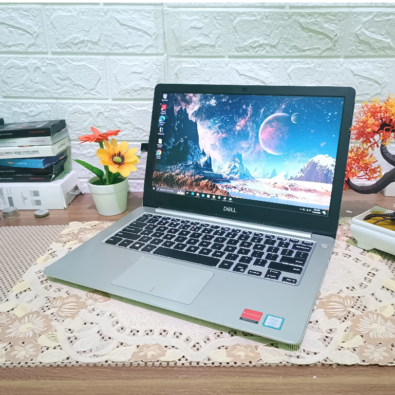 DELL - DELL Inspiron 13 5370/i7-8550U/5年保証 DELL Inspiron 13 5370/i7-8550U/5年保証