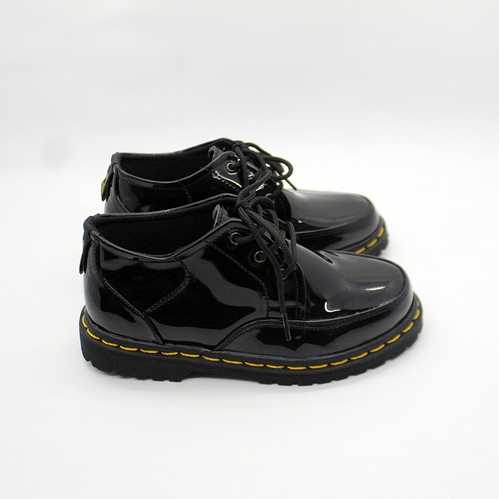 Jual Sepatu Docmart Anak Reborn - Sepatu Boots Anak Mengkilap Terbaru ...