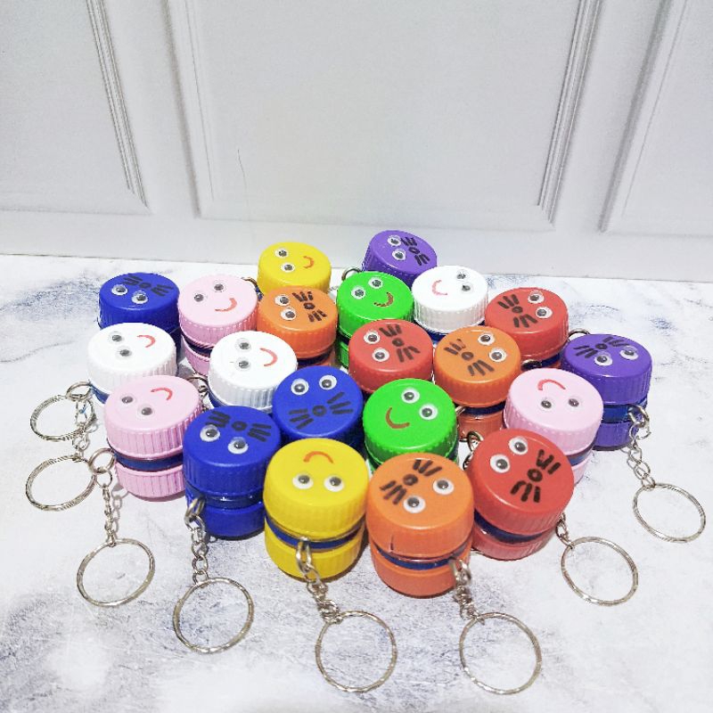 Jual Prakarya Daur ulang Gantungan Kunci dari tutup botol | Shopee