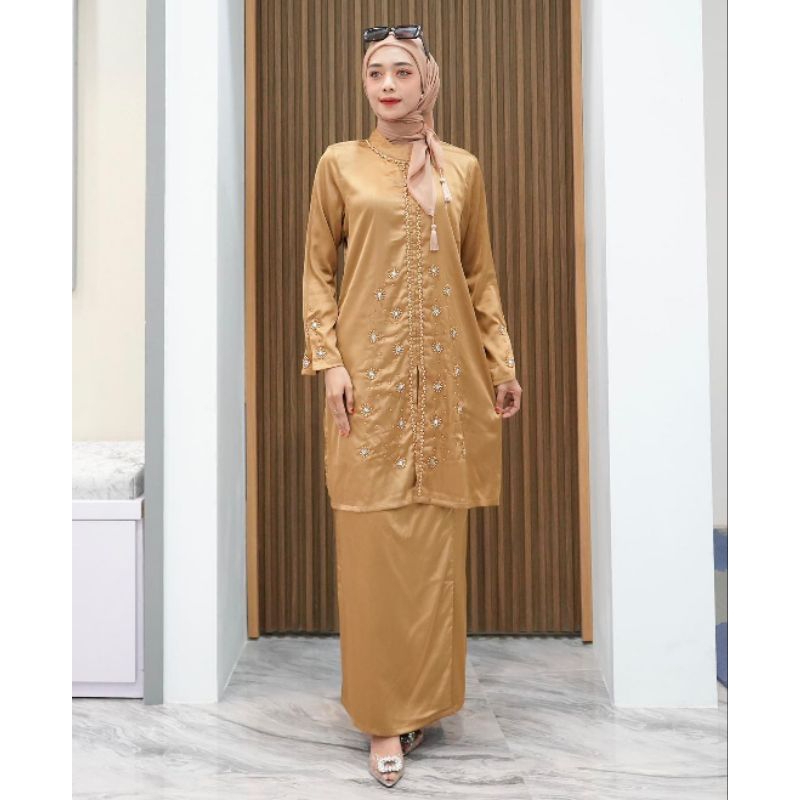 Jual Baju Kurung Melayu Jingga Silk One Set Rok | Shopee Indonesia
