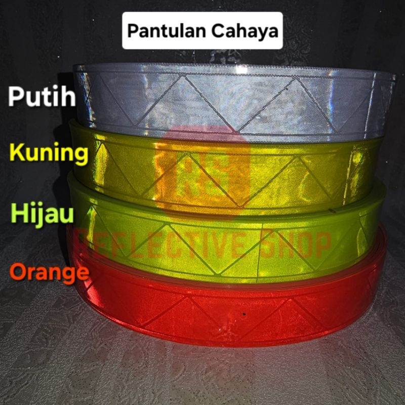 Jual Scotchlite PVC Motif Segitiga 2,5 cm isi 50 Meter / Scotlight ...