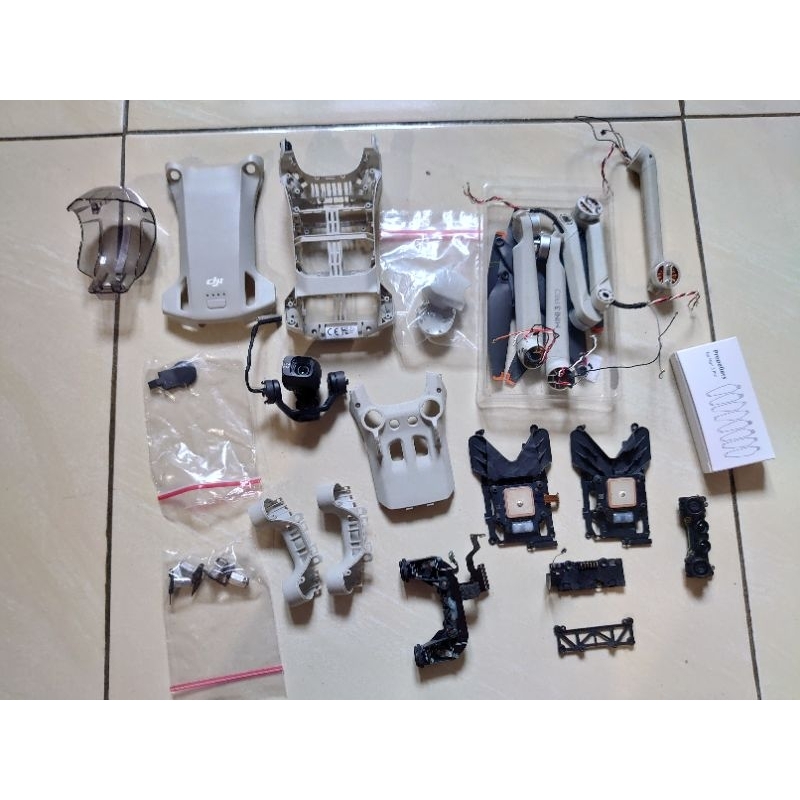 Jual DJI MINI 3 PRO,part copotan ori...tanyakan dulu yg di butuhkan ...