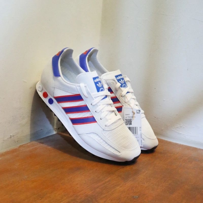 Adidas la trainer store white and blue