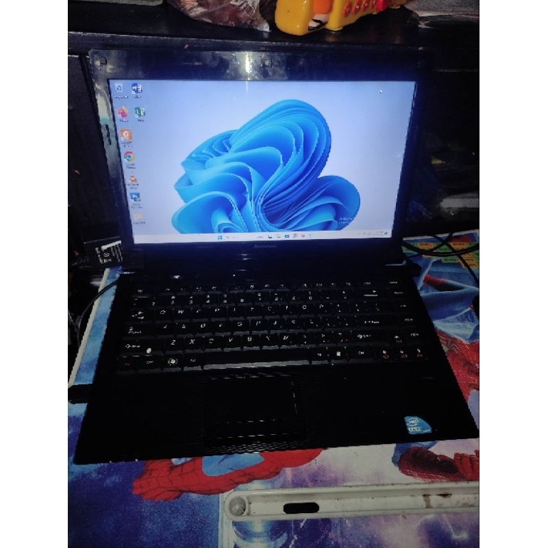 Jual Laptop Lenovo | Shopee Indonesia