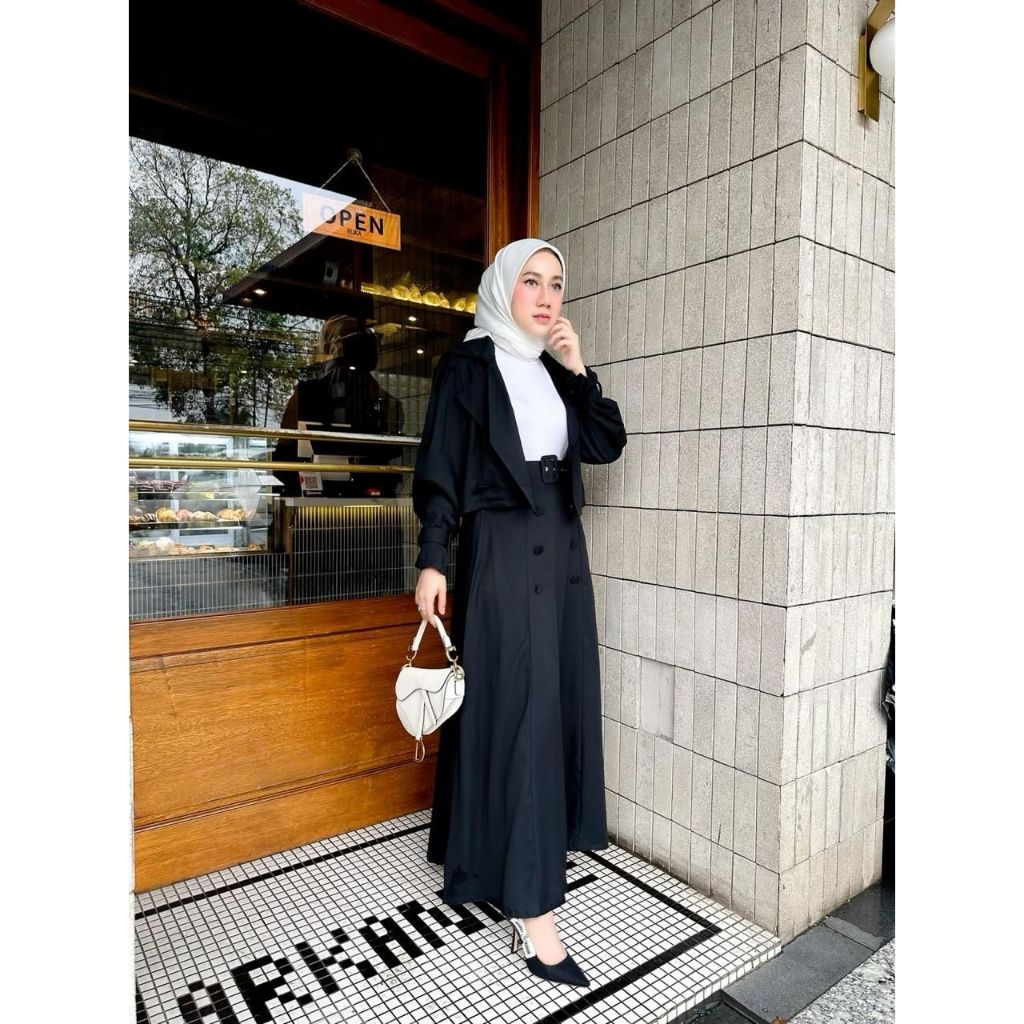 Exit Ileana Series Rok Wanita main image 0