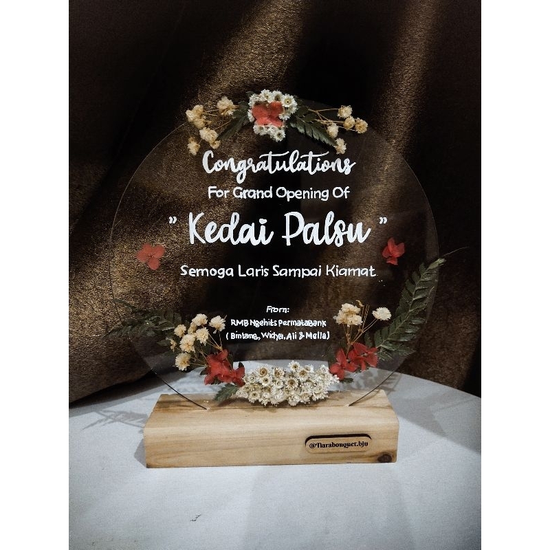 Jual TIARA BOUQUET | kado papan bunga akrilik - papan bunga mini ...