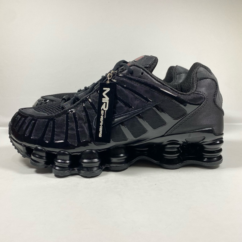 sepatu nike shox