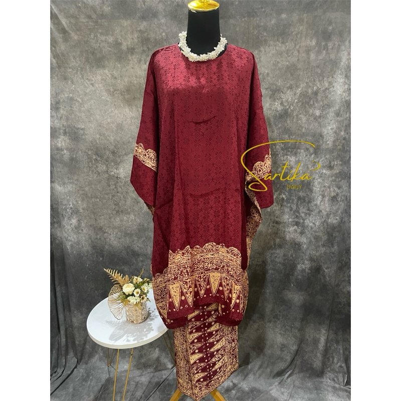 Jual Sartika.Daily_ Oneset Laura Jupri | Kaftan kondangan | Kaftan ...