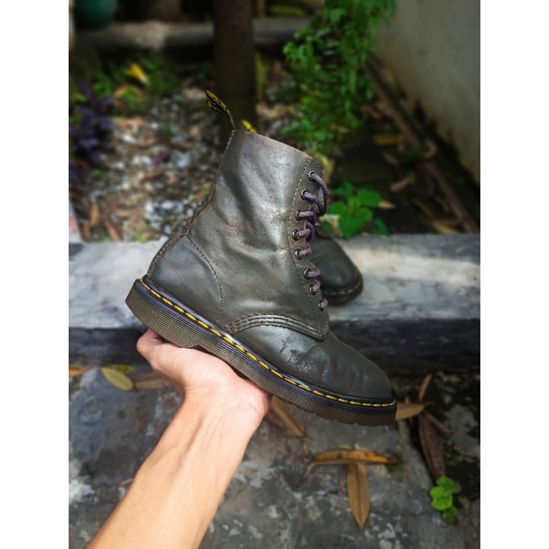 Jual dr martens docmart 1460 grey original | Shopee Indonesia