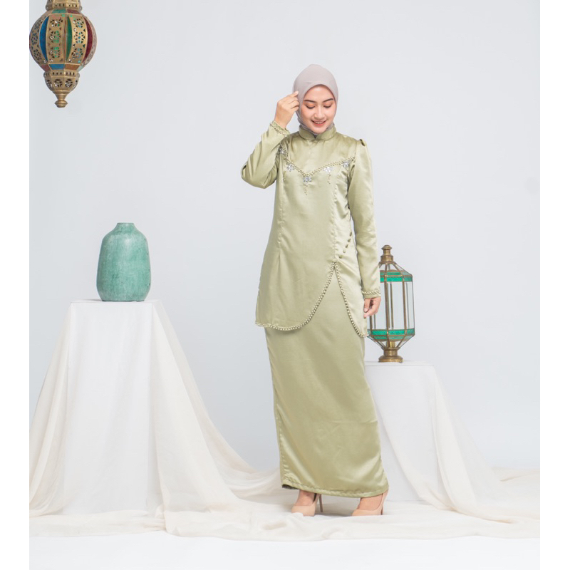 Jual azura set kurung melayu outfit kondangan silk satin baju kurung ...