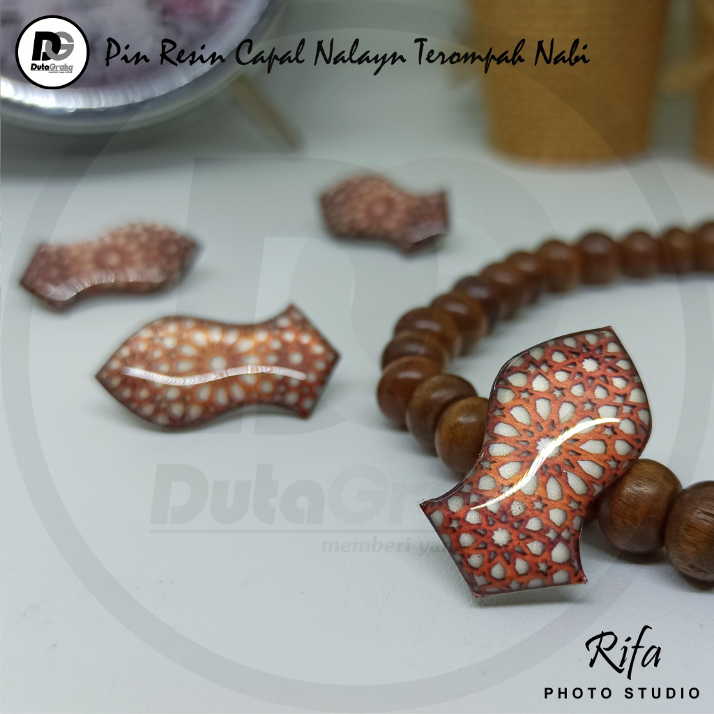 Jual [TEROMPAH] MOTIF 6 Pin Bros Aksesoris Souvenir HIJAB | Shopee ...