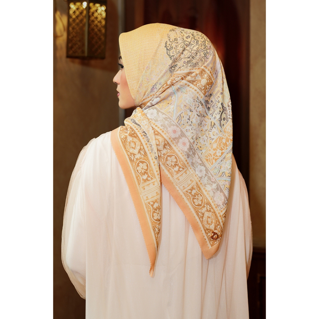 ZYTADELIA The Blue Tile Scarves Series Printed Scarf Hijab Segi Empat Hijab Aire Voile Hijab Premium Hijab Motif