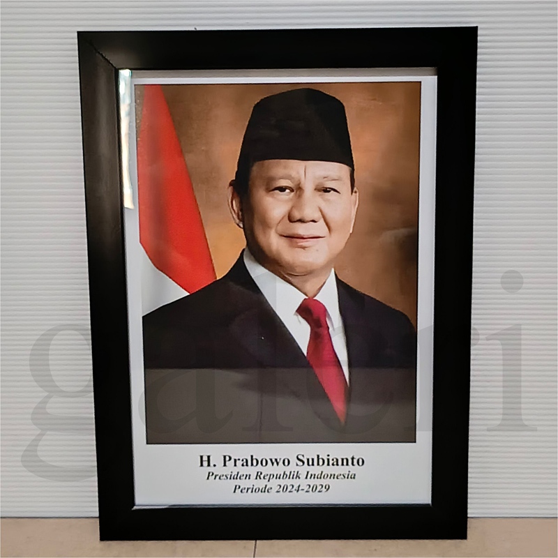 Jual Gojek I Bingkai Minimalis I Bingkai Presiden dan Wakil Presiden