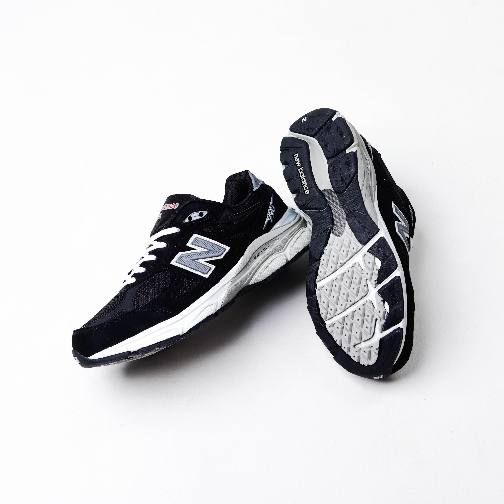 Sepatu New Balance M 990 BK3 Black White Grey NB 990
