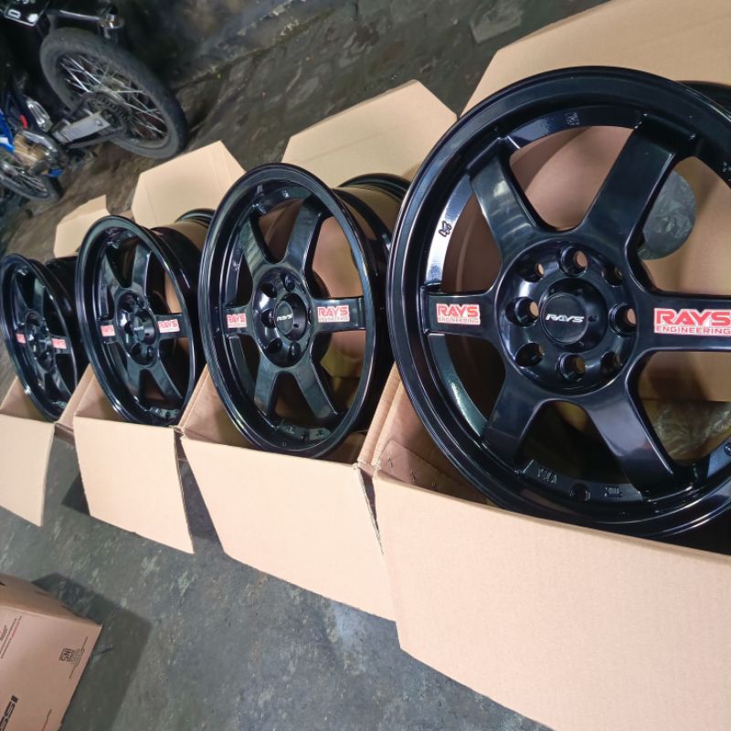 Jual velg R15 Volks Rays TE 37 Baru pcd 100/114 hitam avanza xenia ...