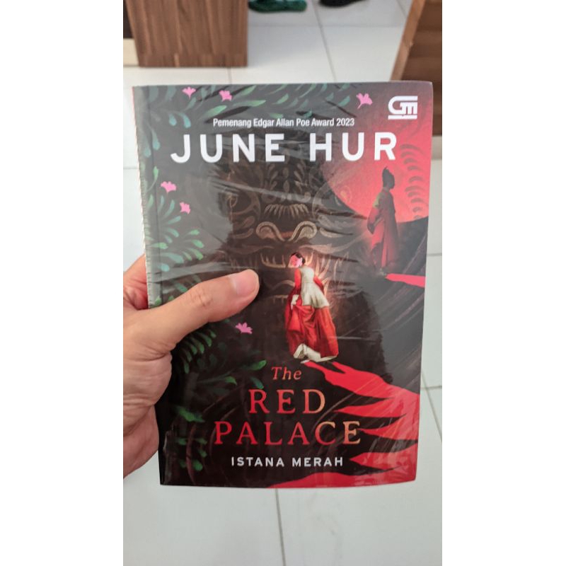 Jual red palace istana merah karya june hur | Shopee Indonesia
