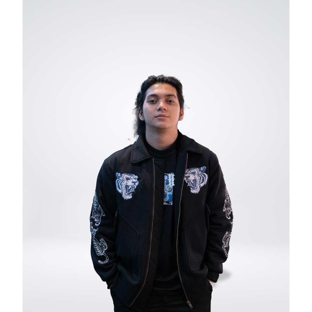 Jual JAKET VARSITY EVOS 