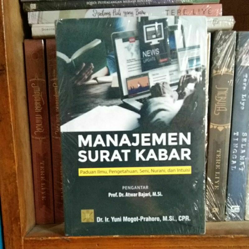 Jual Buku Original Manajemen Surat Kabar Paduan Ilmu Pengetahuan Seni