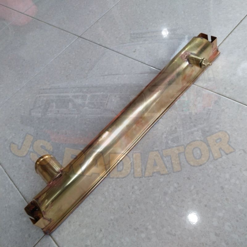 Jual Lowertank radiator hino dutro dyna | Shopee Indonesia
