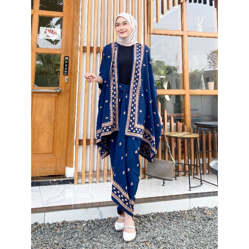 Jual ONE SET KEBAYA PRADA GENERASI 2 MODERN OUTFIT KONDANGAN SIMPEL ONE ...