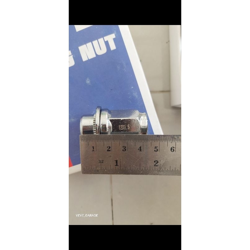 Jual Mur Roda Costum L300,Grandmax,Innova DLL isi 20pcs | Shopee Indonesia