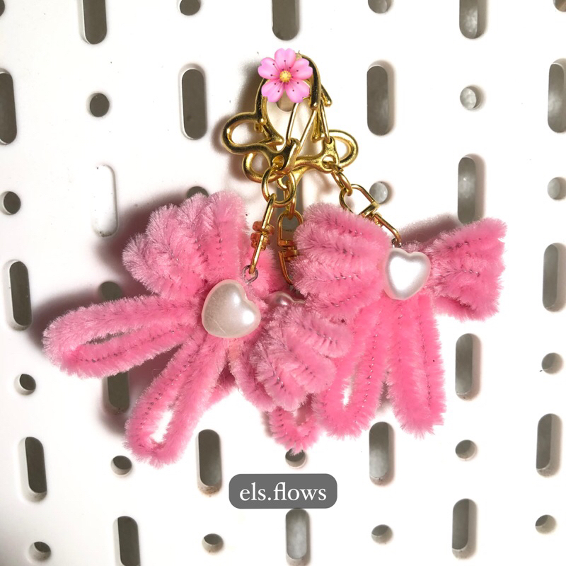 Jual [pipe cleaner keychain] mini gift ribbon coquette | Shopee Indonesia