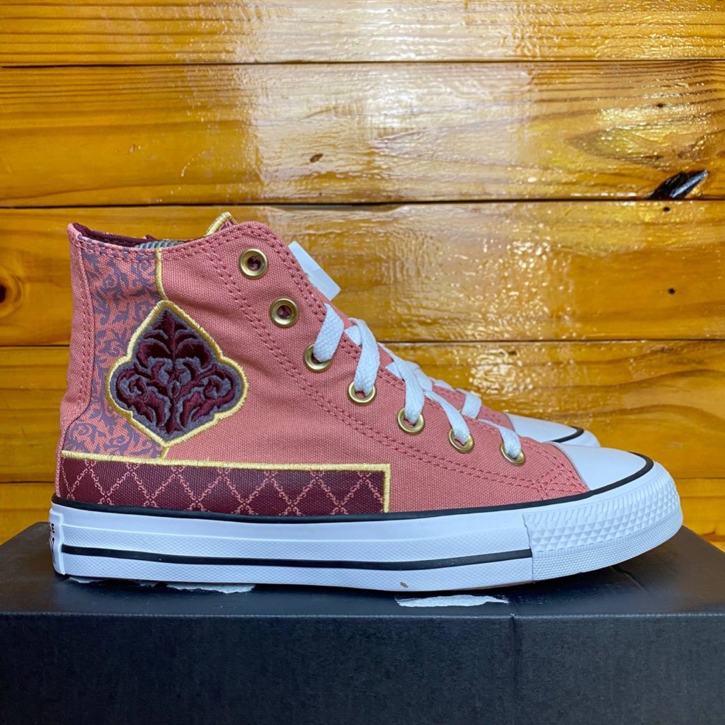 Jual ONLY SIZE 37 BEKAS PAJANGAN SEPATU CONVERSE ORIGINAL 100% BNIB ...