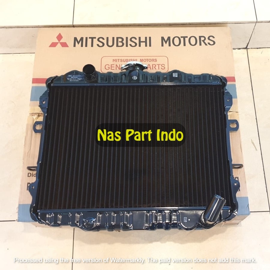 Jual Radiator Asli Mitsubishi L300 Bensin Tahun 1980 - 1994 Semua Tipe ...