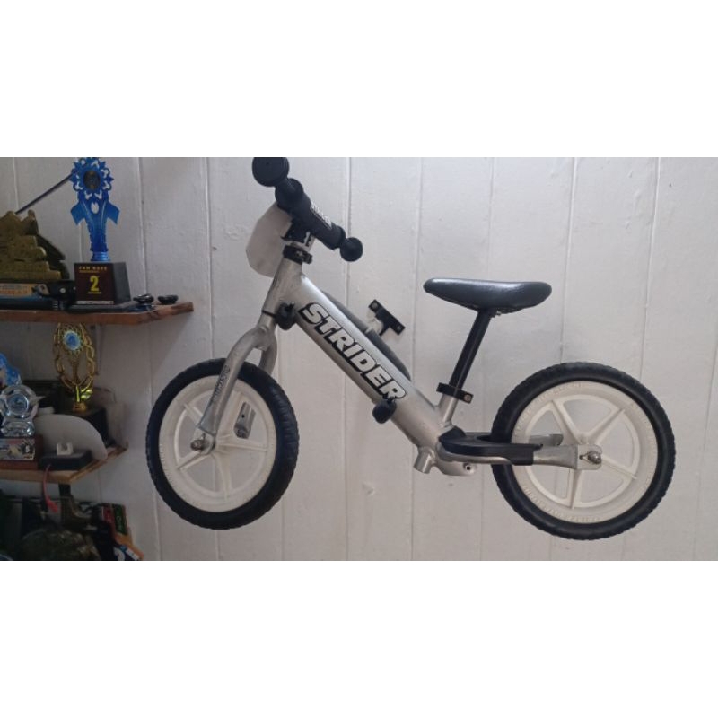 Jual Strider Pro preloved | Shopee Indonesia