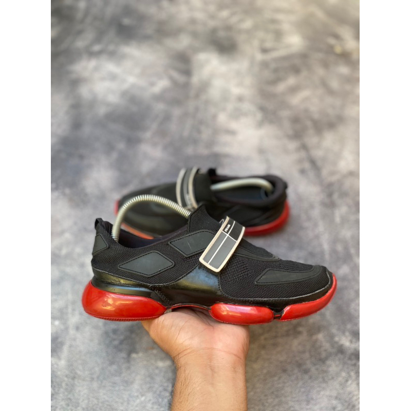Jual Prada Cloudbust 'Black Red' Size 41 second Shopee Indonesia