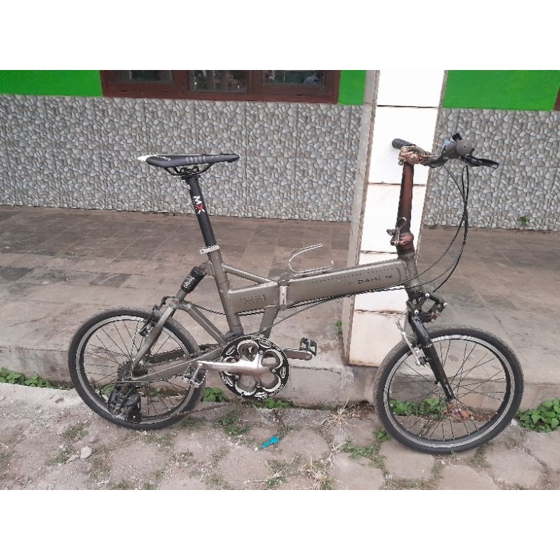 Jual dahon jetstream hotsell