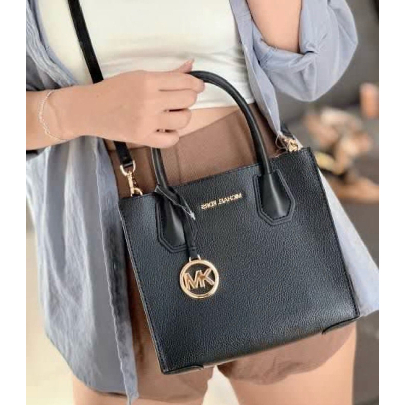 Jual Michael kors mercer medium black | Shopee Indonesia