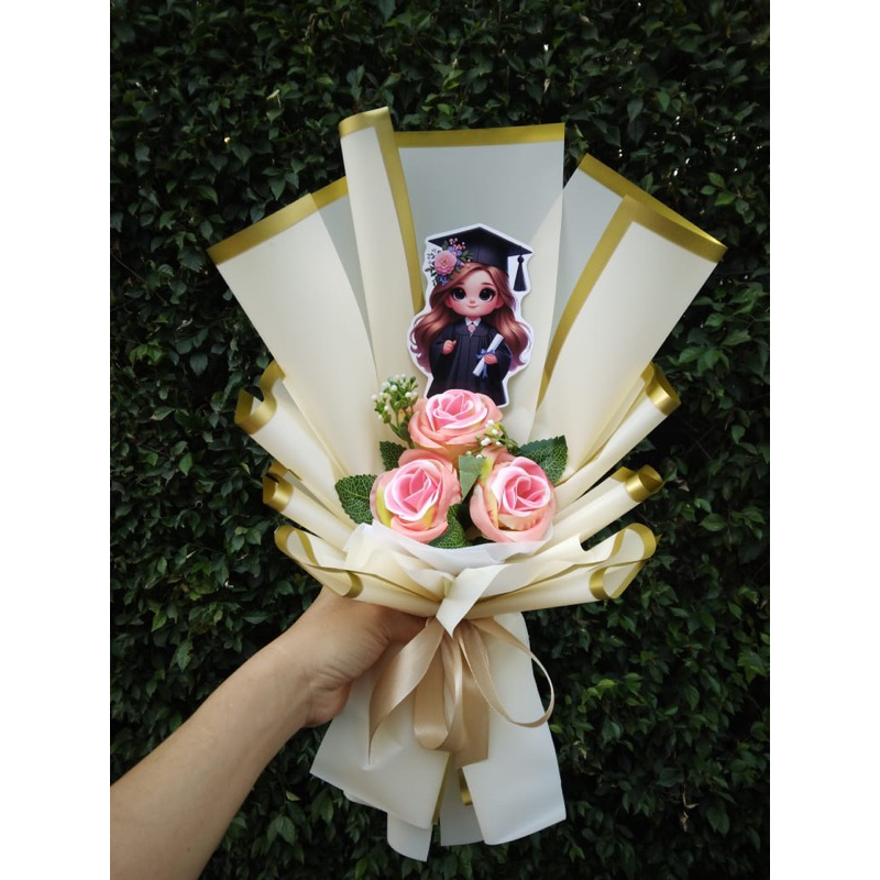 Jual BUKET BUNGA TOPPER WISUDA UK 25x40CM | Shopee Indonesia