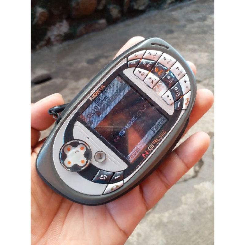Console/téléphone nokia n gage QD. Pack complet 4 Jeux +1. Fourreau