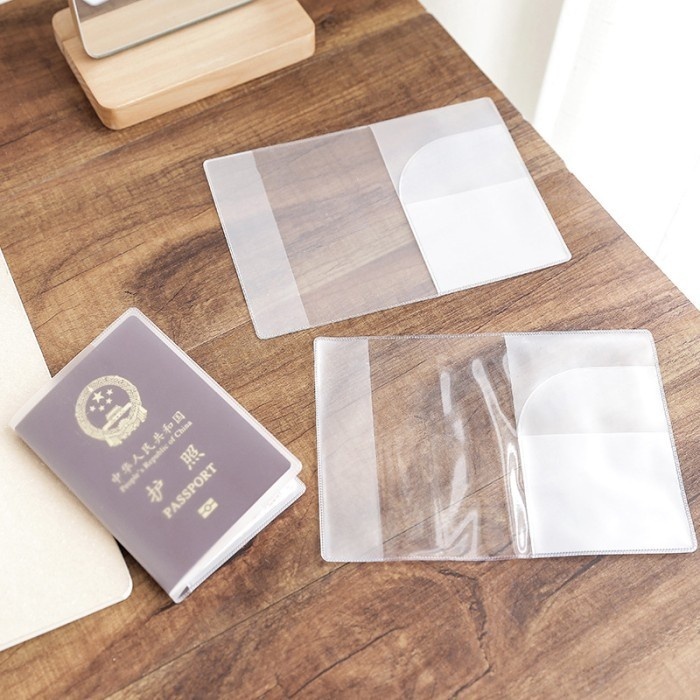 Jual [BS 369] Sampul Buku Cover Passport Doff / Transparan Pelindung ...