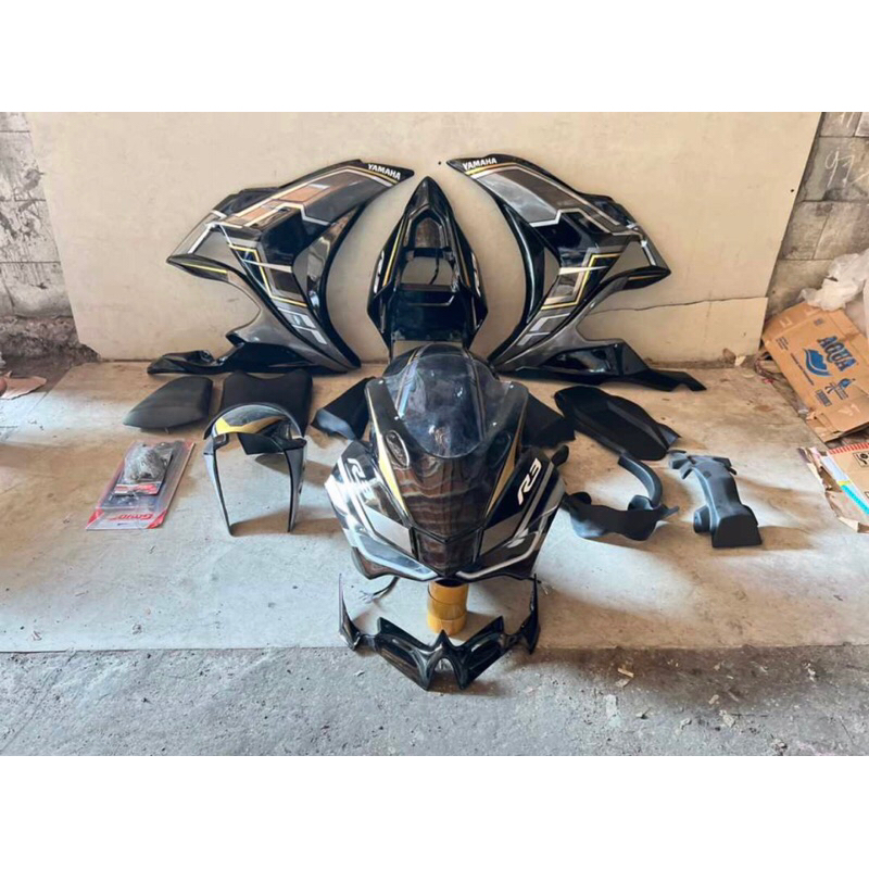 Jual Full Fairing custom bodi fullset model r3 model r25 cat mantap ...
