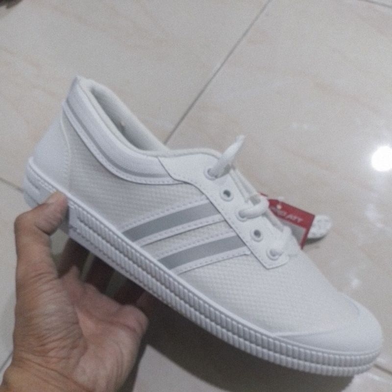 Jual PRO ATT SEPATU SNEAKERS PUTIH PRIA DEWASA | Shopee Indonesia
