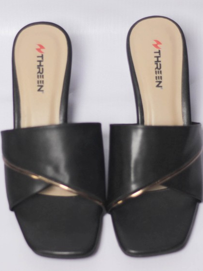 Jual THREEN Nayla 3N-890 Heels 5cm Platform Black | Shopee Indonesia